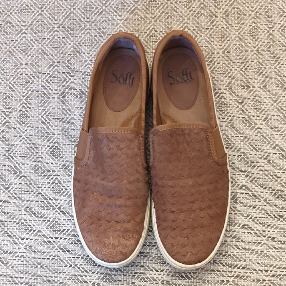Sofft Somers Women's Brown Textured Slip-On Loafers